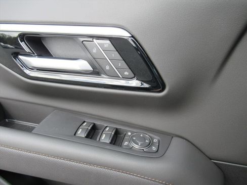 New 2026 Chevrolet Tahoe High Country AWD/4WD image 21