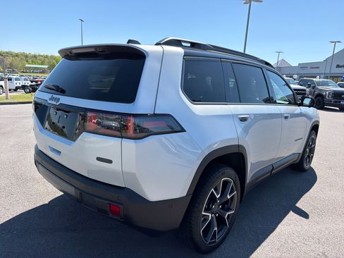 Used 2026 Jeep Cherokee Overland w/ Advanced Pro Tech Group AWD/4WD image 6
