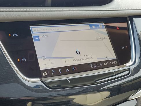 Certified 2024 Cadillac XT6 Premium Luxury w/ LPO, Floor Liner Package image 19