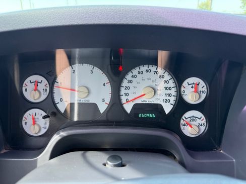 Used 2006 Dodge Ram 3500 Truck SLT RWD image 23