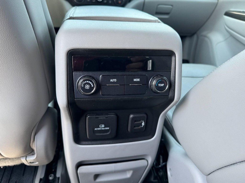 Used 2019 GMC Acadia SLT w/ LPO, Floor Liner Package FWD image 11