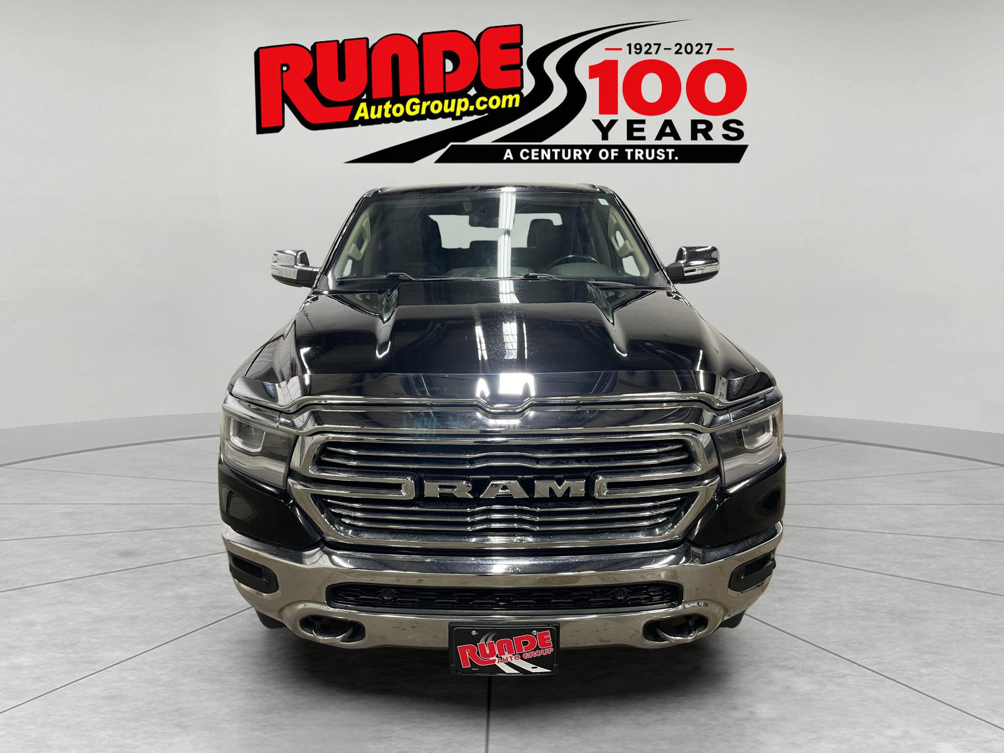 Used 2019 RAM 1500 Laramie AWD/4WD image 8