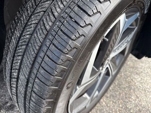 Used 2024 Hyundai Tucson Limited image 8