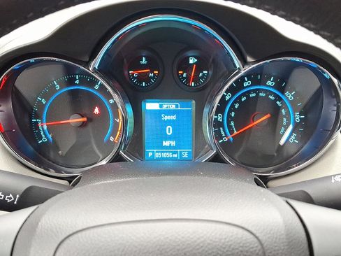 Used 2014 Chevrolet Cruze LT w/ All-Star Edition image 25