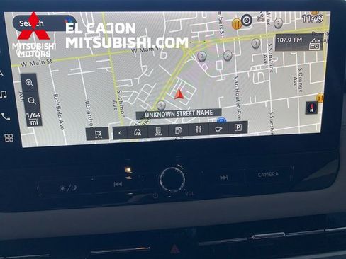 Used 2025 Mitsubishi Outlander SE image 24