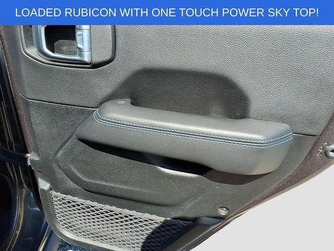 Used 2021 Jeep Wrangler Unlimited Rubicon 4xe w/ Cold Weather Group AWD/4WD image 12