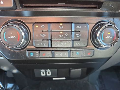 Used 2018 Ford F150 Lariat AWD/4WD image 25