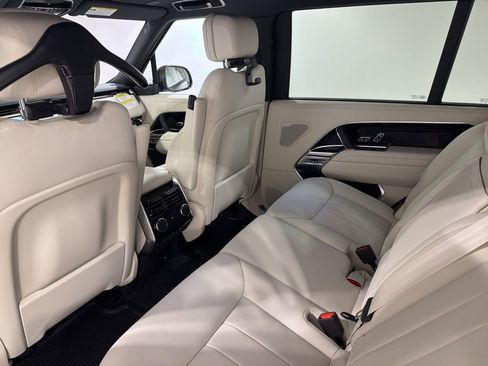New 2026 Land Rover Range Rover Long Wheelbase SE AWD/4WD image 21