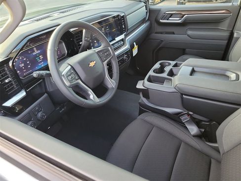 New 2026 Chevrolet Silverado 1500 LT image 3
