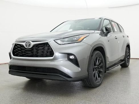 New 2026 Toyota Highlander XLE AWD/4WD image 19