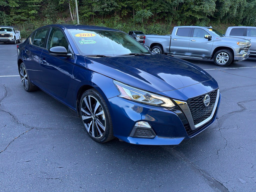 Used 2021 Nissan Altima 2.5 SR w/ SR Premium Package AWD/4WD image 5