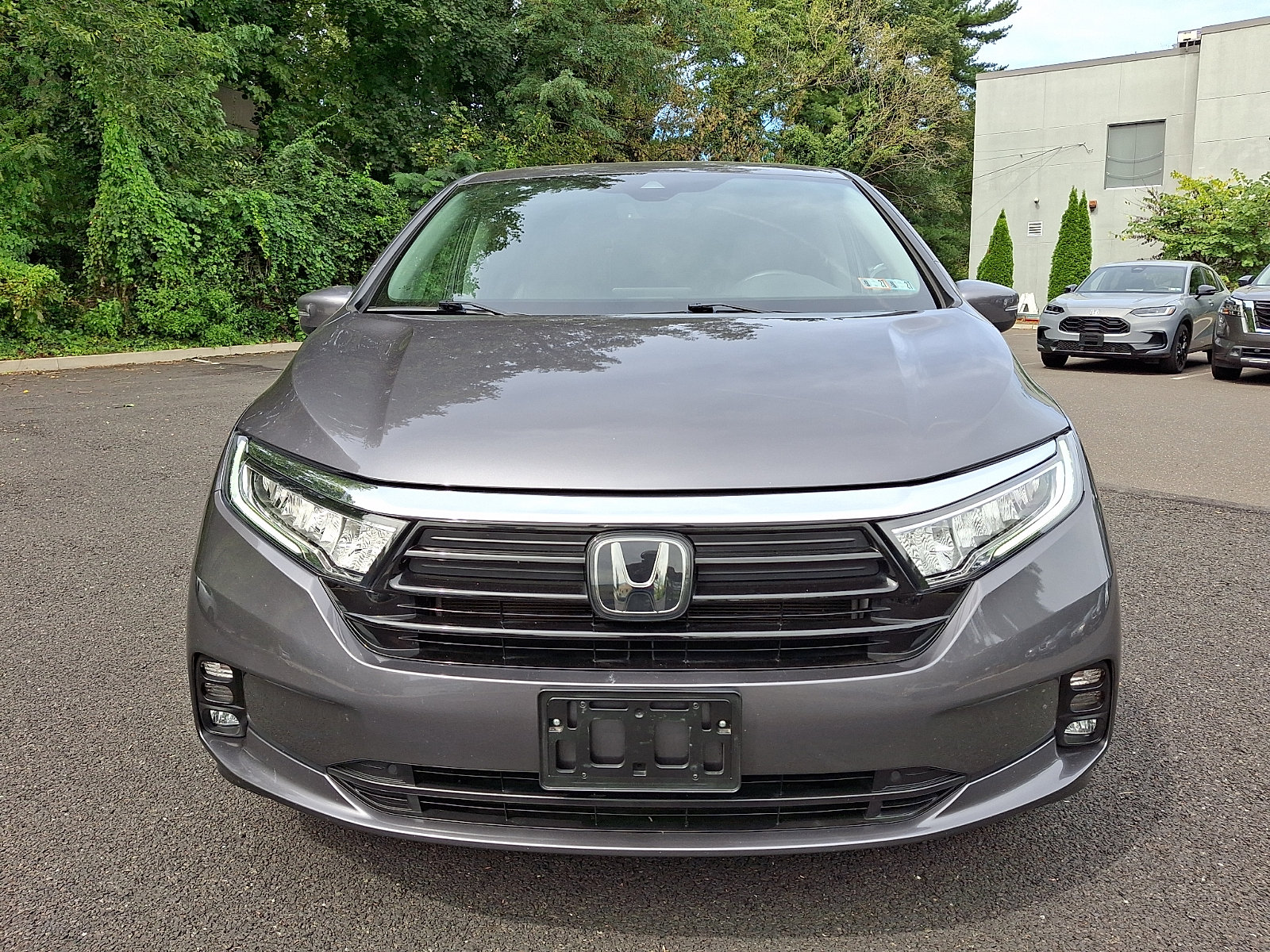 Used 2024 Honda Odyssey EX-L image 2