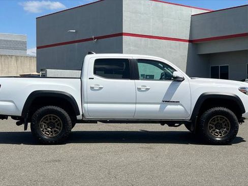 Certified 2023 Toyota Tacoma 4x4 Double Cab w/ Trail Edition image 6