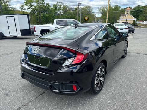 Used 2017 Honda Civic EX-T image 9
