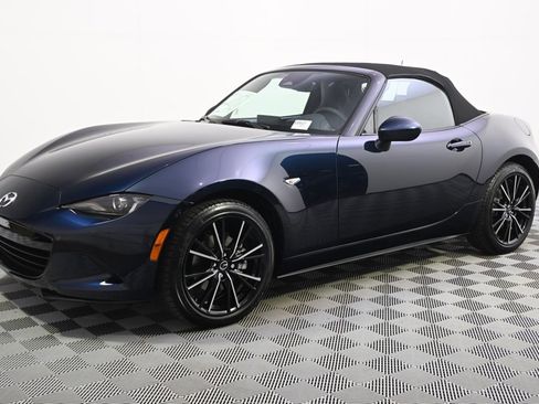 New 2025 MAZDA MX-5 Miata Grand Touring w/ Weather Package image 2