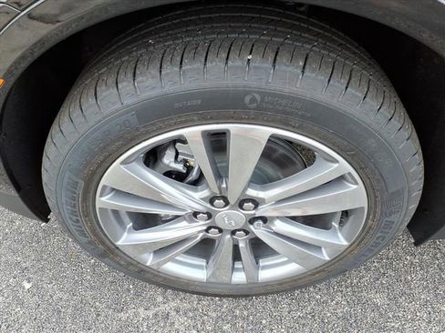 New 2025 Cadillac XT5 Premium Luxury image 12