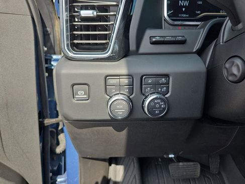 Used 2024 GMC Sierra 1500 Denali Ultimate image 35
