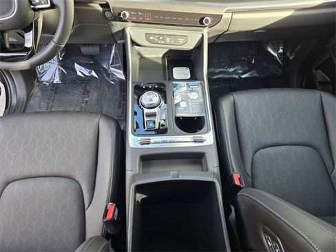 New 2026 Kia Carnival SX image 26