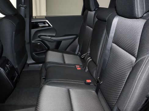 New 2026 Mitsubishi Outlander ES image 14