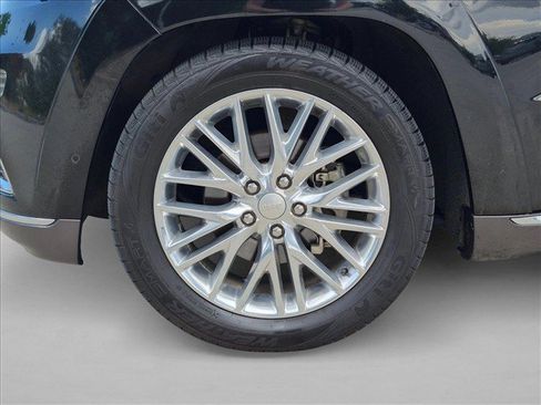 Used 2018 Jeep Grand Cherokee Summit AWD/4WD image 24