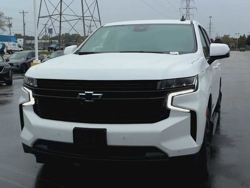 Certified 2023 Chevrolet Tahoe RST w/ RST Performance Edition image 7