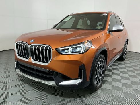 Certified 2023 BMW X1 xDrive28i w/ Convenience Package AWD/4WD image 2