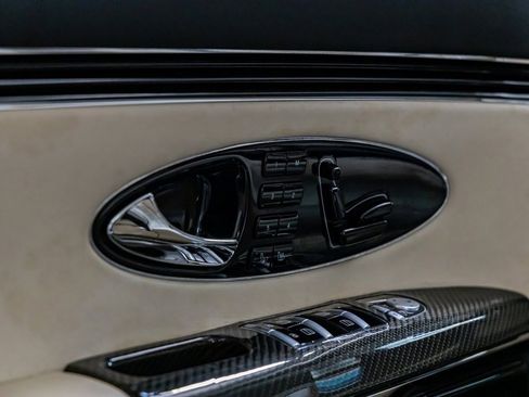 Used 2009 Maybach 62 S image 97