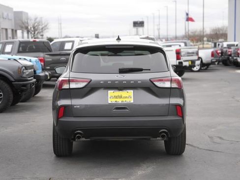 Used 2022 Ford Escape SE w/ SE Sport Appearance Package image 7