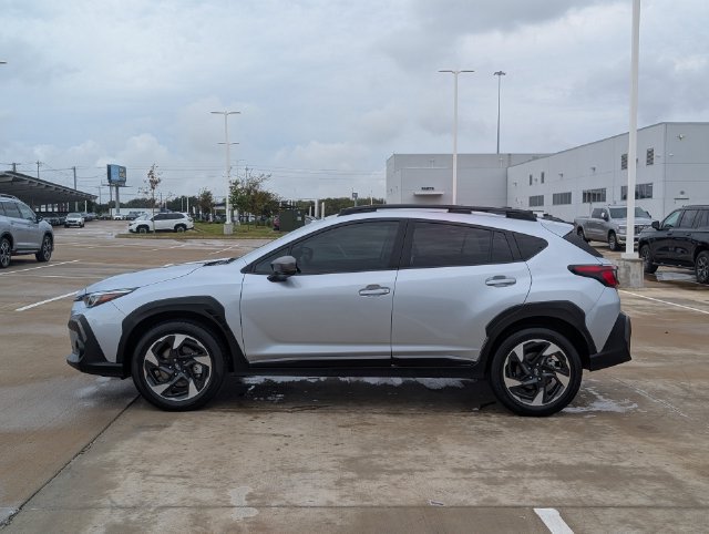 Used 2024 Subaru Crosstrek 2.5i Limited w/ Crosstrek Mirror Package AWD/4WD image 3