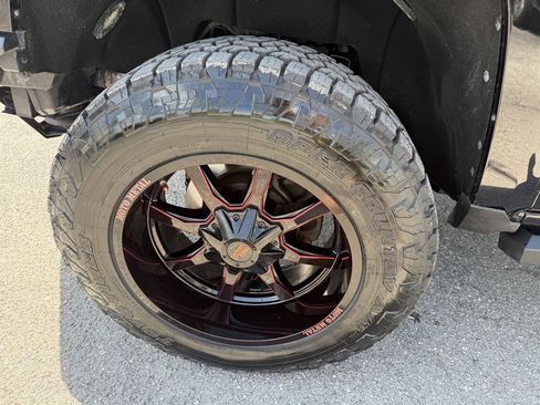 Used 2015 Chevrolet Silverado 2500 High Country w/ Duramax Plus Package AWD/4WD image 8