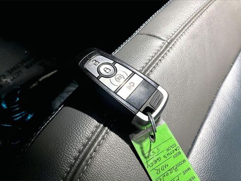 Used 2022 Ford Bronco Outer Banks w/ Sasquatch Package image 12