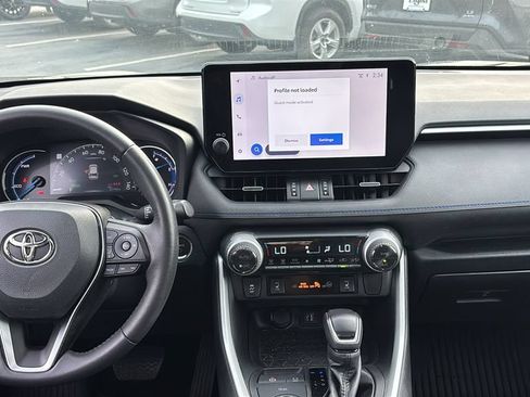 Used 2023 Toyota RAV4 XSE w/ XSE Grade Weather Package AWD/4WD image 9