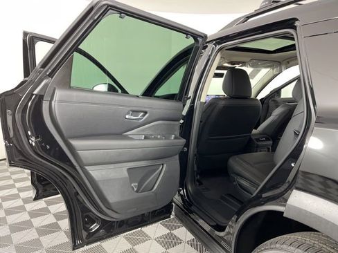 New 2026 Nissan Pathfinder SL w/ SL Premium Package AWD/4WD image 42