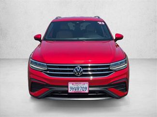 Used 2023 Volkswagen Tiguan SE FWD video 2
