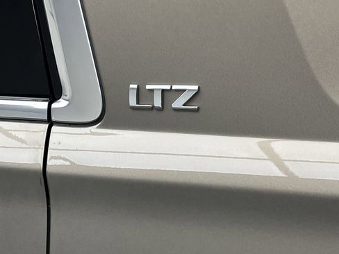 Used 2015 Chevrolet Tahoe LTZ AWD/4WD image 37