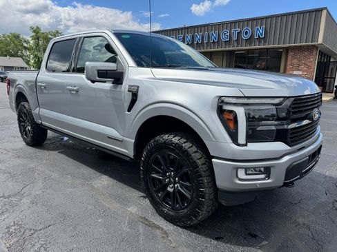 Used 2025 Ford F150 Platinum AWD/4WD image 9