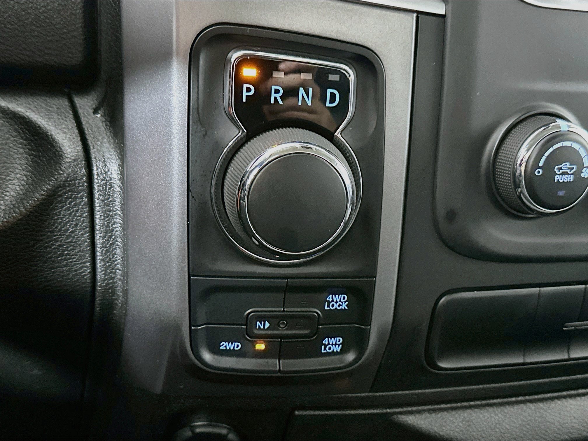 Used 2024 RAM 1500 Classic SLT AWD/4WD image 16