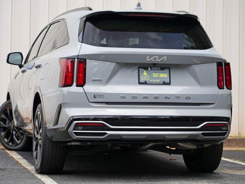 Used 2022 Kia Sorento SX AWD/4WD image 5