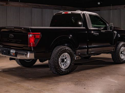 Used 2025 Ford F150 XL w/ Equipment Group 103A High AWD/4WD image 9