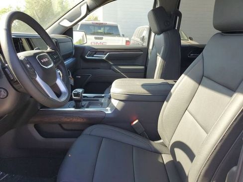 New 2026 GMC Sierra 1500 SLT image 21