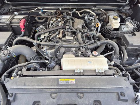 Used 2024 Toyota Tacoma TRD Off-Road w/ TRD Off Road Upgrade Package AWD/4WD image 35