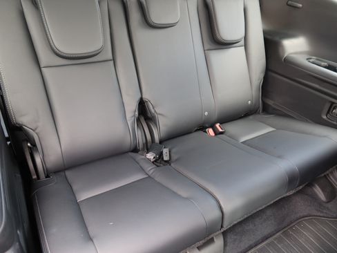 Used 2023 Subaru Ascent Touring AWD/4WD image 14