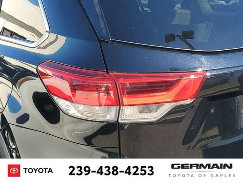 Certified 2019 Toyota Highlander XLE image 15