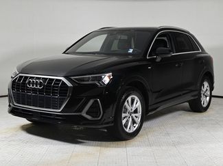 Used 2025 Audi Q3 2.0T Premium w/ Convenience Package video 1