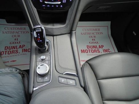 Used 2024 Cadillac XT5 Luxury w/ LPO, Floor Liner Package AWD/4WD image 16