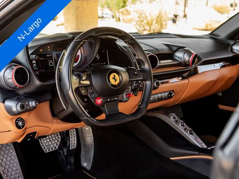 Used 2020 Ferrari 812 Superfast RWD image 20