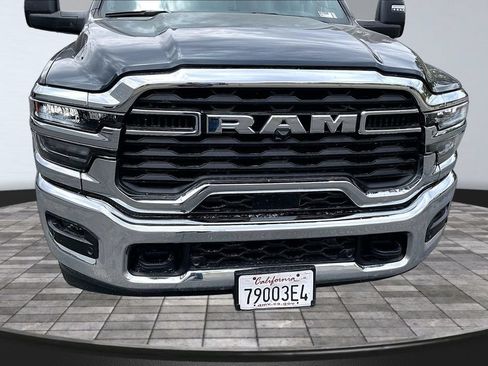 Used 2025 RAM 2500 Big Horn AWD/4WD image 27