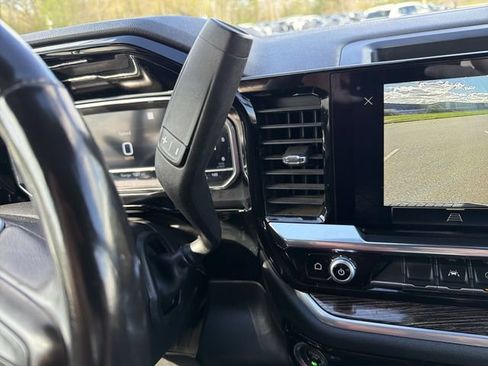Used 2022 GMC Sierra 1500 Elevation AWD/4WD image 16