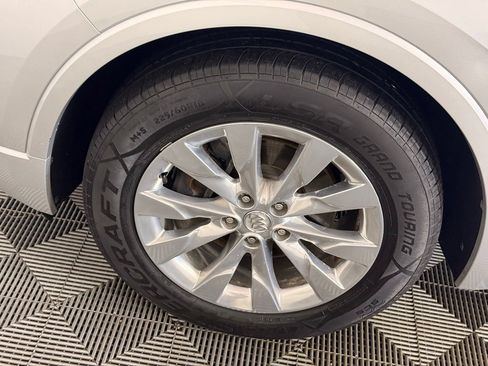 Used 2017 Buick Envision Essence FWD image 15
