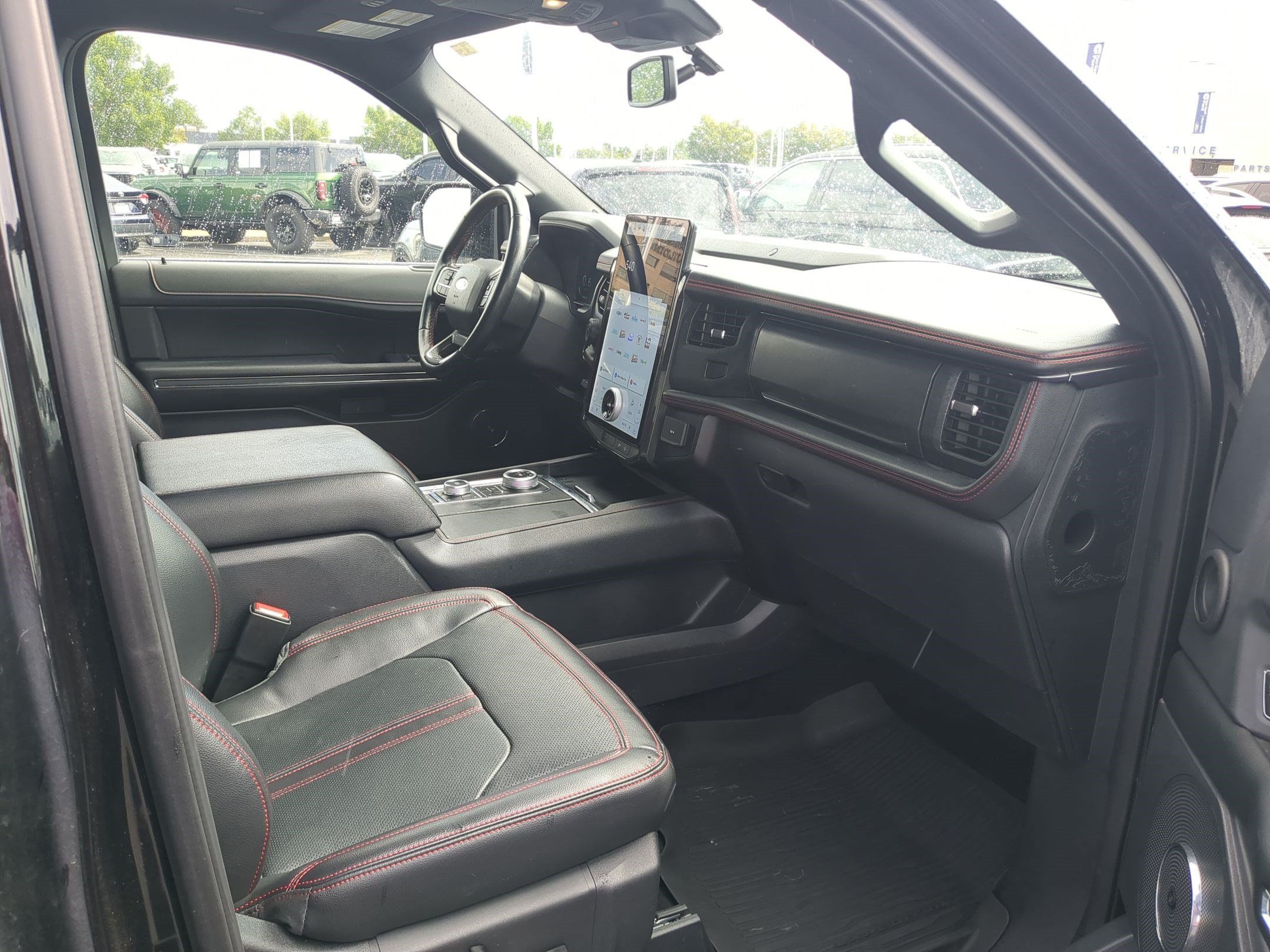 Used 2023 Ford Expedition Max Limited AWD/4WD image 32